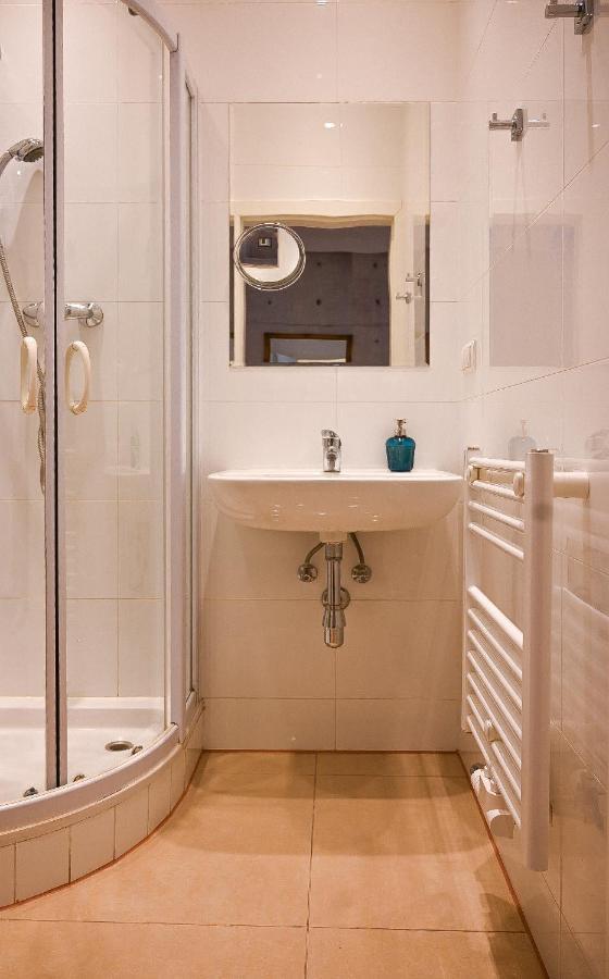 Bright Apartment Mariahilf Vienne Extérieur photo